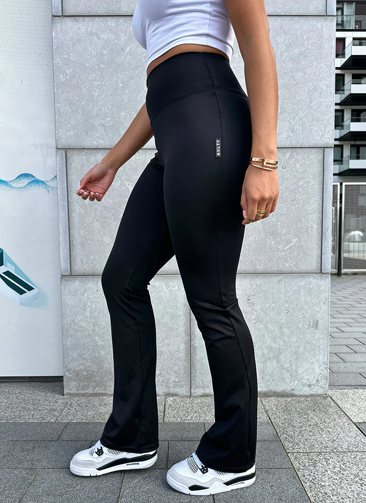 Flare Leggings - Black - Image 5