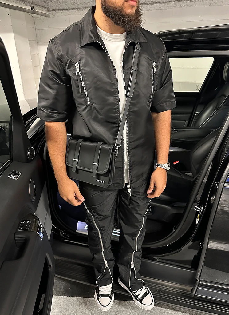 Logo Crossbody Bag - Black - Image 5