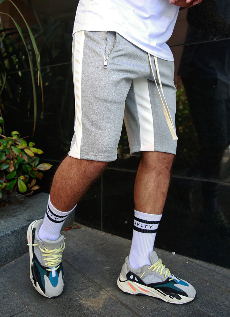 Logo Socks - White - Image 4