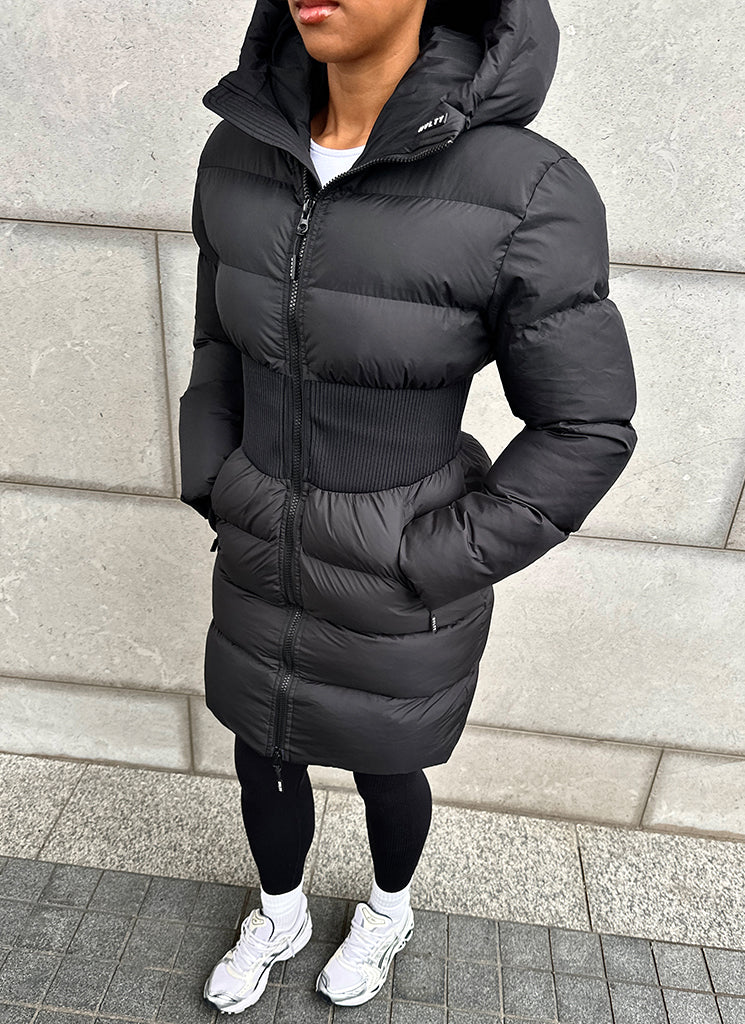 Long Cinched Waist Puffer Jacket - Black - Image 17