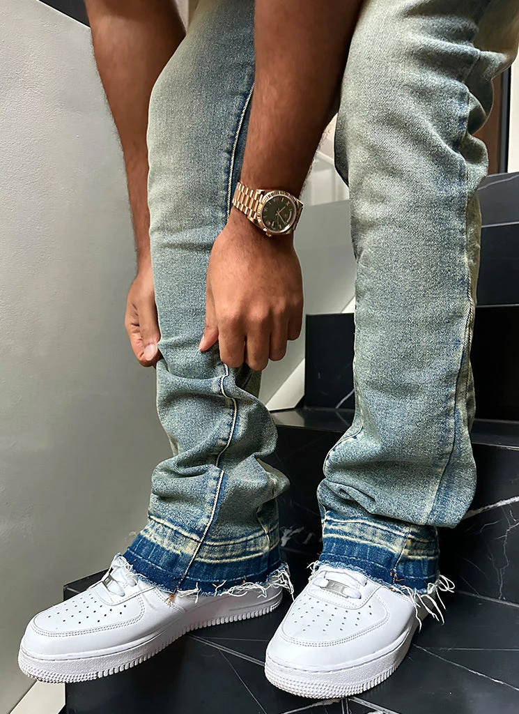 Vintage Flare Washed Jeans - Blue - Image 6